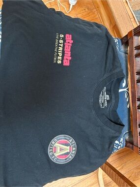 Futbol Mens Black Short Sleeve Tee Atlanta